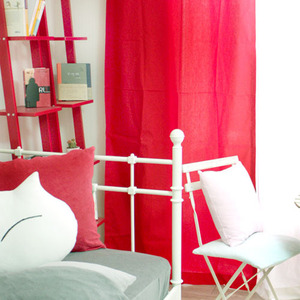 coloration metal ring curtain - red
